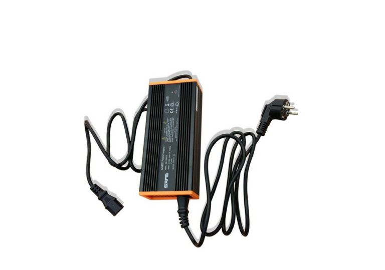 Seniorenmobil VITA CARE 4000 25 km_h Lithium-Batterie Dach Elektromobil Ladegerät
